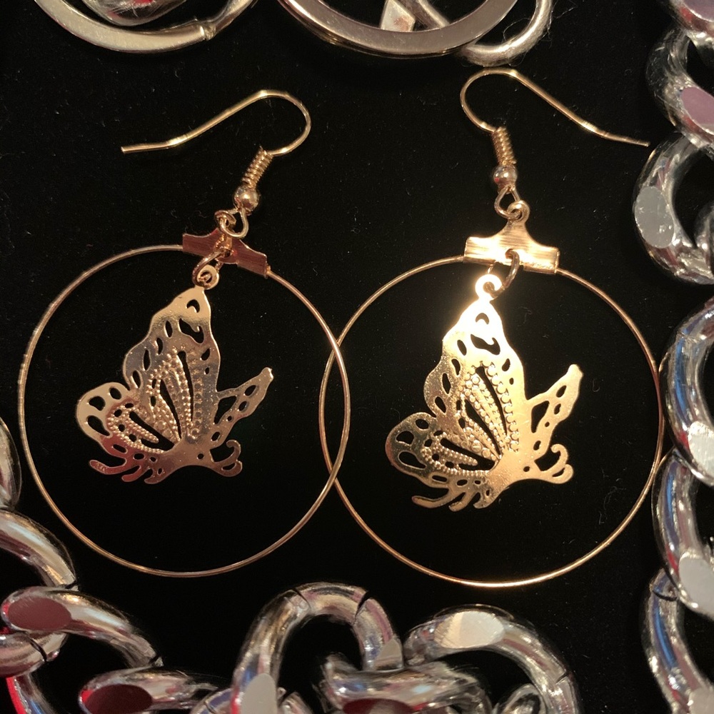 Butterfly Hoop Earrings🦋